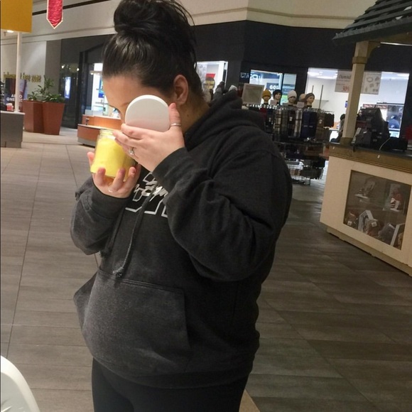 Meet your Handmaker!🤗 - Picture 2 of 8